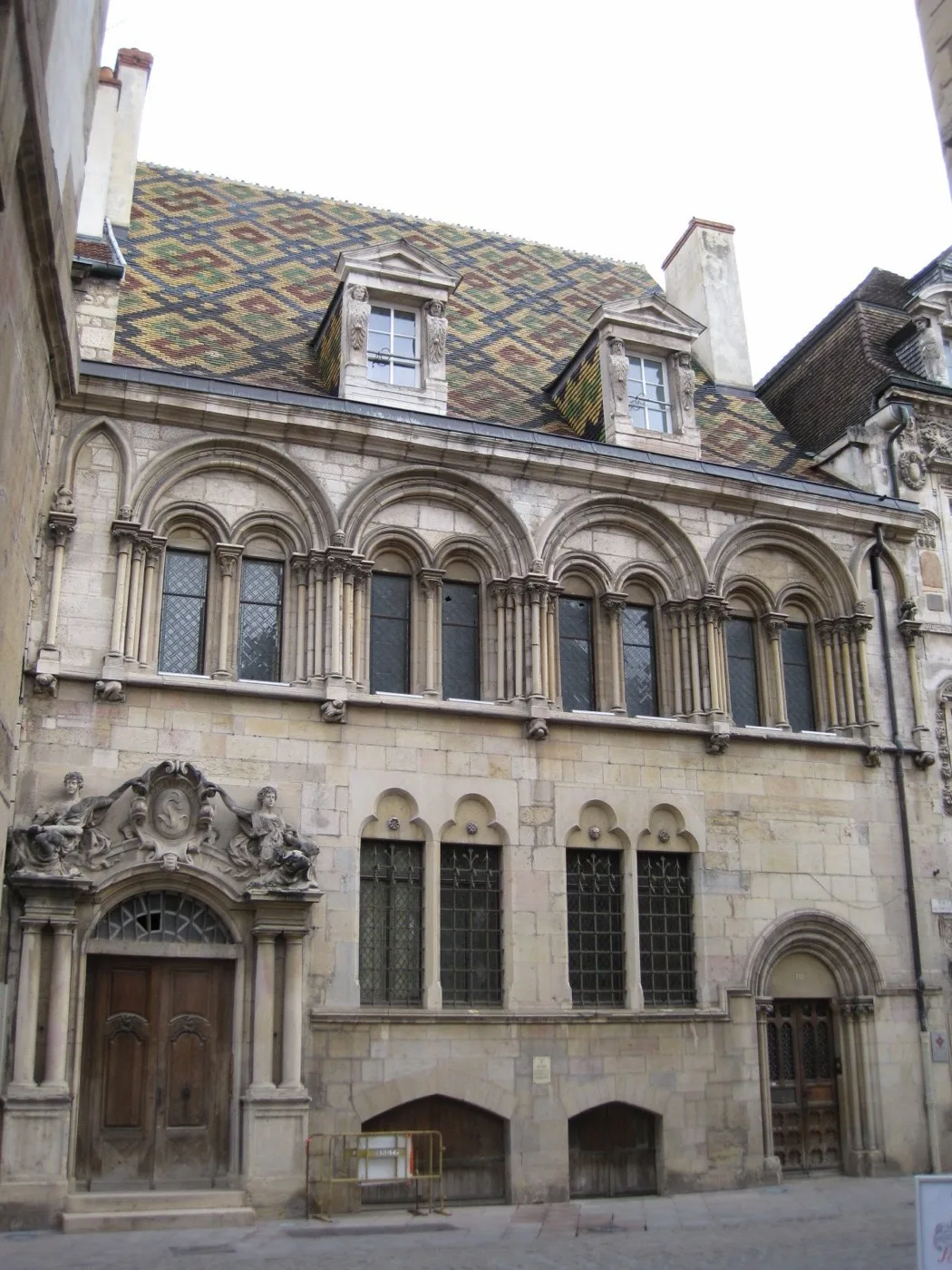 Hôtel Aubriot, 40 rue des Forges